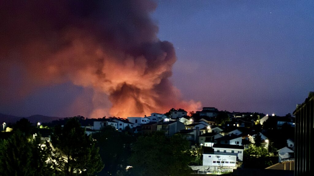 Incêndio preocupa em celorico de basto 8 Incêndio preocupa em celorico de basto