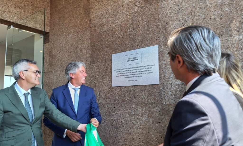 Arcos de valdevez: já abriu o novo hotel de luxo no mezio 8 Arcos de valdevez: já abriu o novo hotel de luxo no mezio