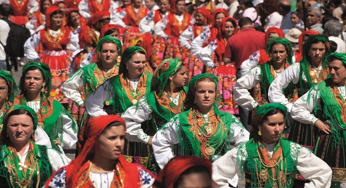 Mulheres pedem ao autarca de viana mais 200 vagas para o desfile da mordomia