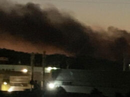 Famalicão: mais de 40 bombeiros combatem incêndio numa empresa de reciclagem
